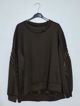 Load image into Gallery viewer, Loop-Stitch Sweatshirt