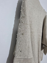 Load image into Gallery viewer, Pearl Folded Sleeve Jumper
